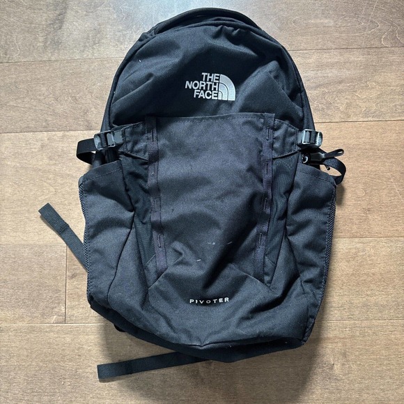The North Face Other - The North Face Pivoter backpack, TNF Black, OS